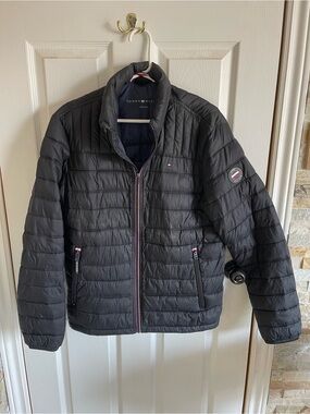 Jacket Outlet Tommy Hilfiger Primaloft Puffer Jacket TOMMY HILFIGER Hooded Padded Jacket Endource
